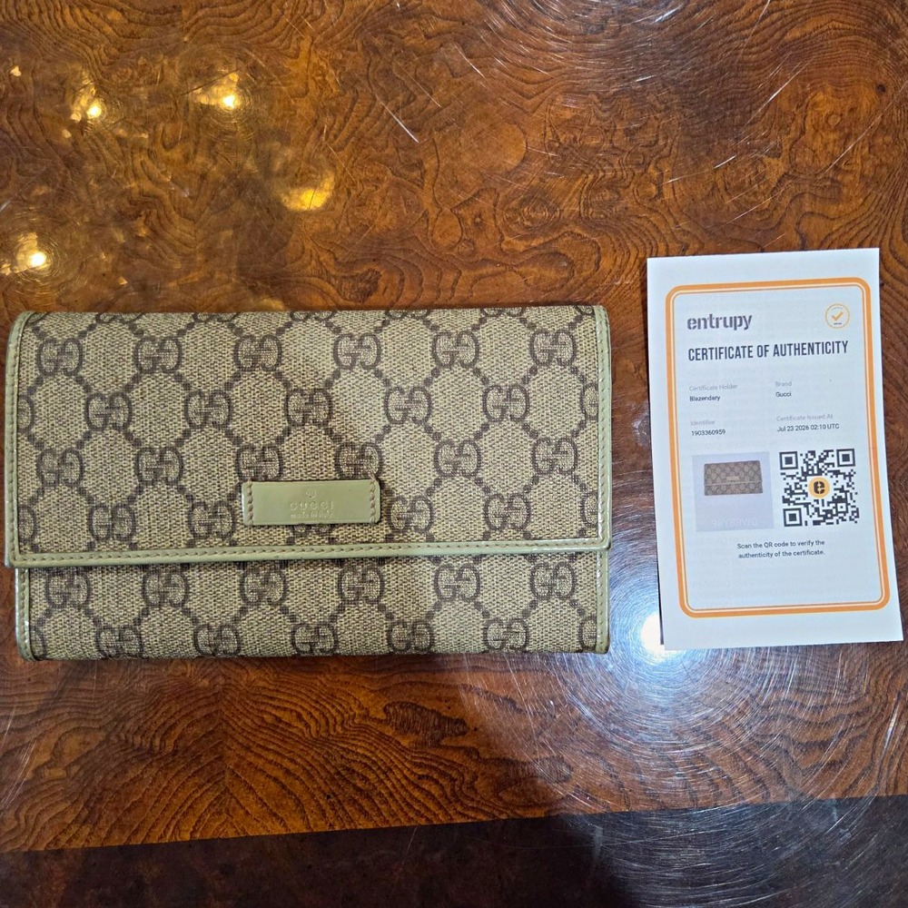 Gucci Wallet Women OS Green GG Supreme Canvas Continental Tri-fold Excellent